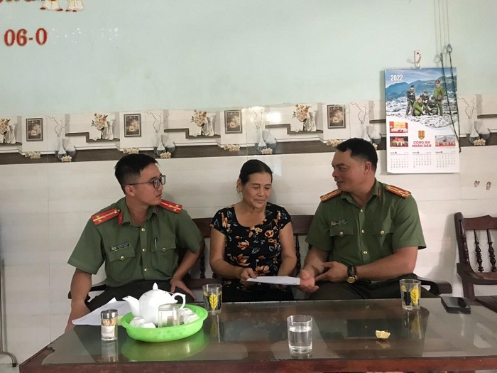 THAM TANG QUA NGAY 27.7 5